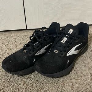 Brooks Black and White Athletic Shoes with Sleek Design